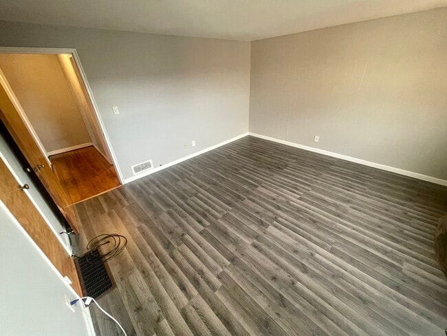 Living room - 1083 Sells Ave