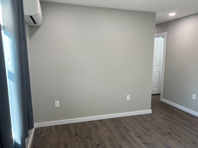 Building Photo - 4420 N Best Rd