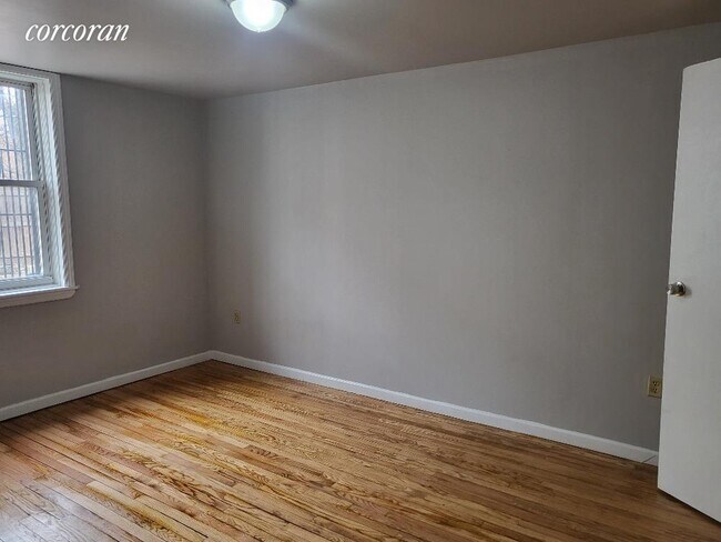 Foto del edificio - 1251 St Marks Ave