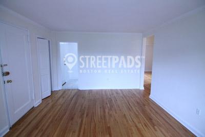 Foto principal - 2 bedroom in Brookline MA 02446