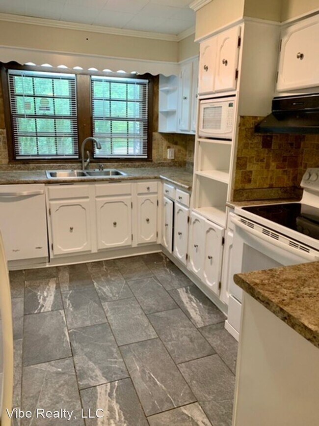 Foto del edificio - 3 br, 1 bath House - 126 Dellway Dr