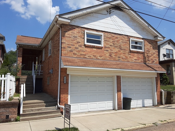 Primary Photo - 2 Car Garage!