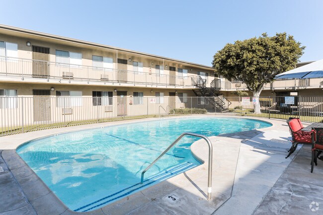 Stone Crest Pointe Apartments Fullerton, CA
