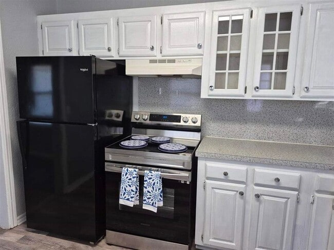 Foto del edificio - 2209 NW Smith Ave