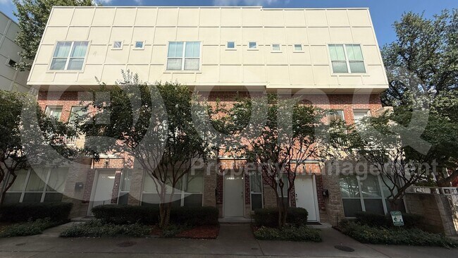 Photo - 1604 Tribeca Way House