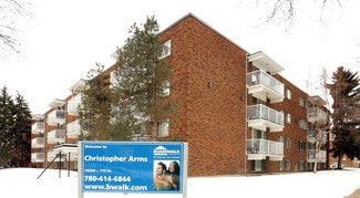Building Photo - Christopher Arms