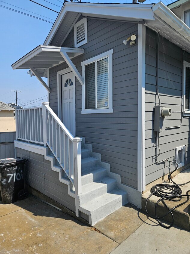 Foto principal - 710 S Leland St