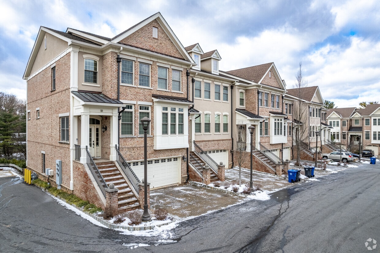 The Brownstones at Morris Township Apartments in Morristown, NJ