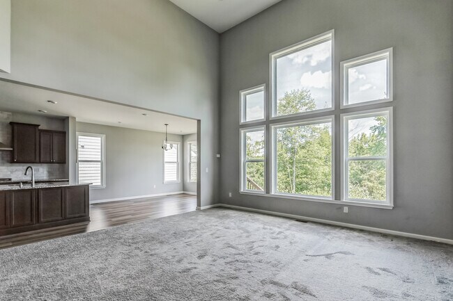 Building Photo - 262 Harness Way
