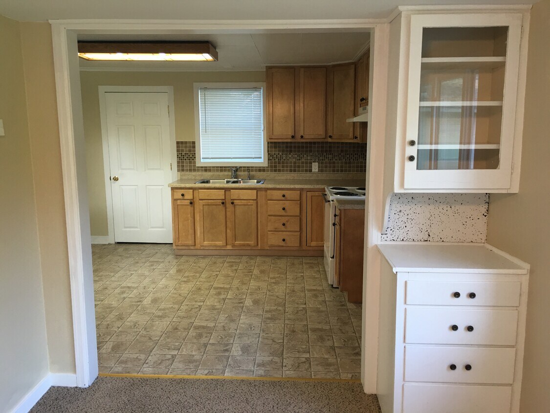 1613 Middleton Street, Middleton, WI 53562 House Rental in Middleton