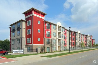 Apartments Near U Of Arkansas