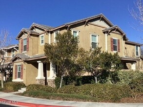 Building Photo - 2620 Sparkling Water Ct