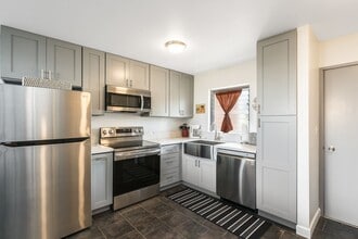 Building Photo - 75-5766-5766 Kuakini Hwy