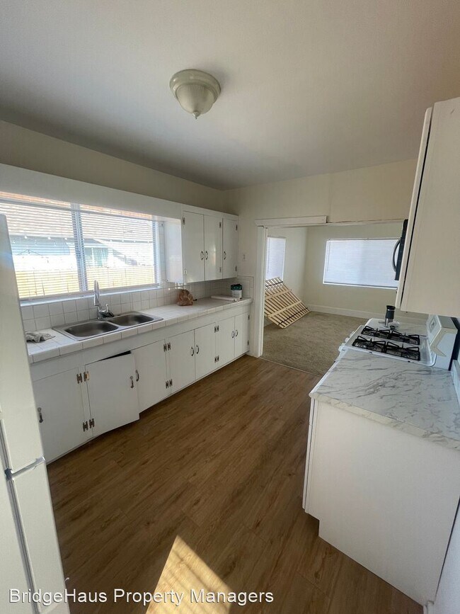 Foto del edificio - 2 br, 1 bath House - 4271 J Street
