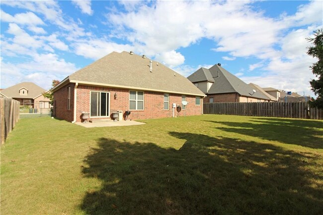 Building Photo - 6502 Hearth Falls Dr