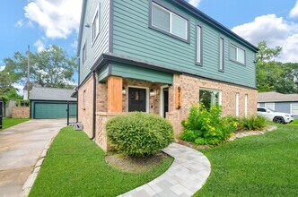 Building Photo - 4315 Fernwood Dr