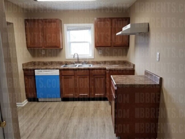 Foto del edificio - 601 Daytonia Ave 3BR/1BA (Fairborn)