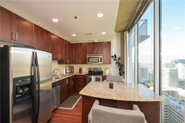 Foto del edificio - 855 Peachtree St NE
