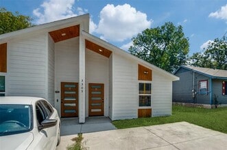 Building Photo - 3305 Mineola St