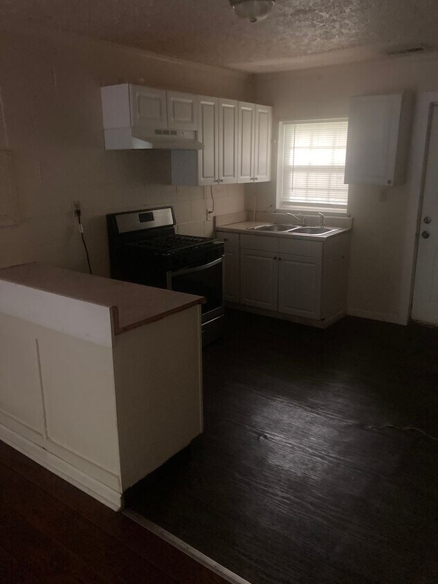 71 W Washington St Unit West Washington St 71 B (S)(B), Newnan, GA