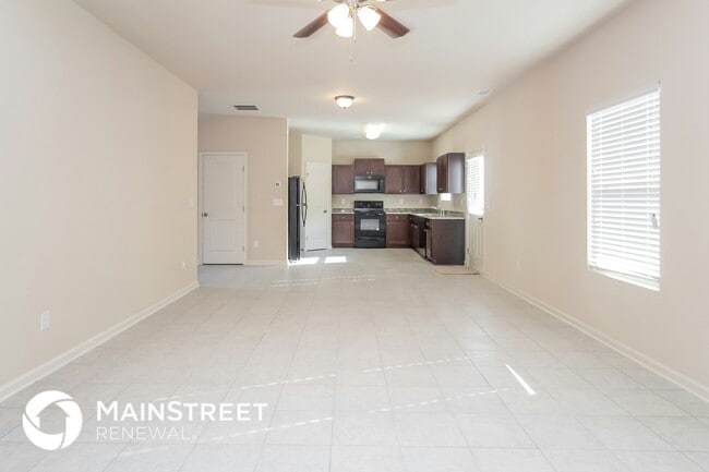 Foto del edificio - 355 Sunflower Ln