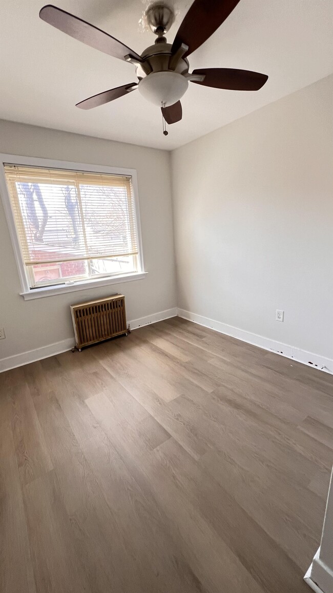 Building Photo - 3 Water St