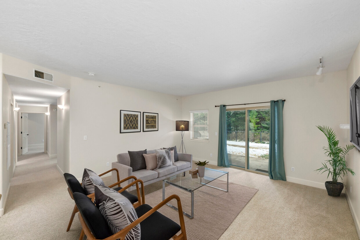 6740 N Spurwing Loop Unit 102, Coeur d'Alene, ID 83815 Condo for Rent in Coeur d'Alene, ID