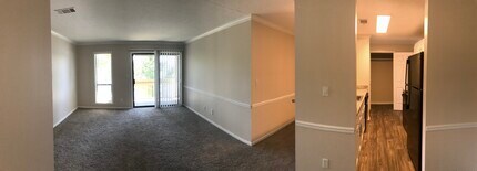 2x2 Living Room - Harbour Club Apartments