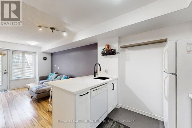 Building Photo - 21 Pirandello St