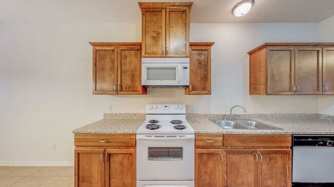 Building Photo - 4409 Reveille Rd