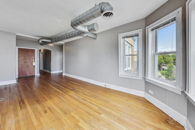 Building Photo - 2444 N Campbell Ave