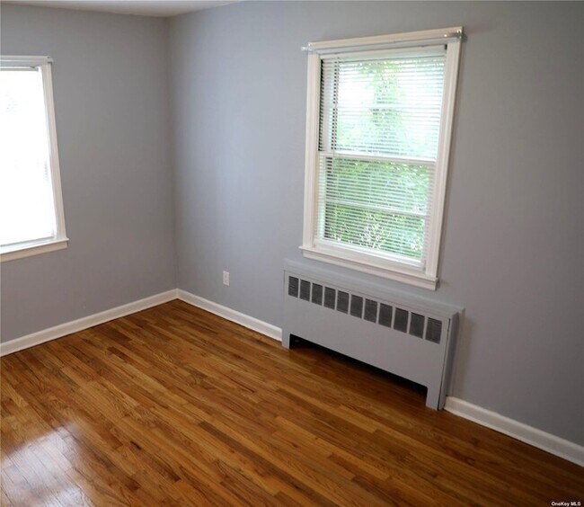 Foto del edificio - 799 Brook Street