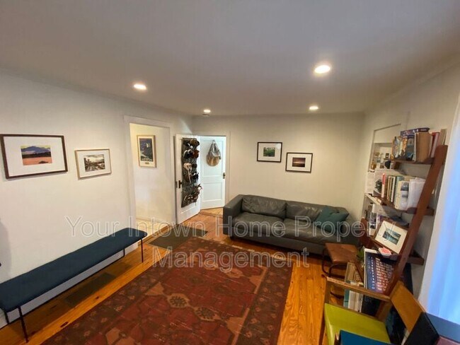 Foto del edificio - 1080 Benteen Ave SE