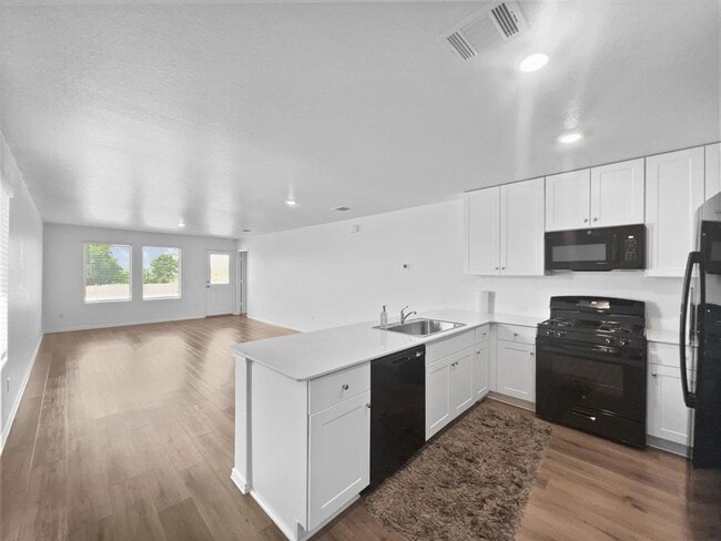 Building Photo - 1563 Soapstone Pass