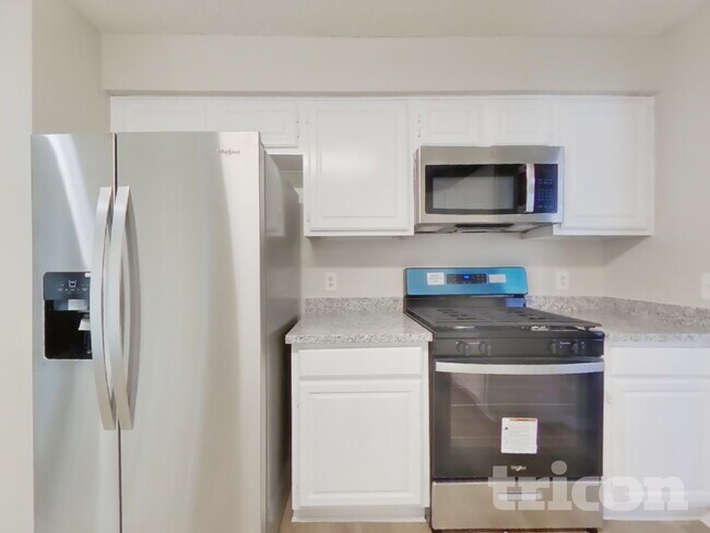 Foto del edificio - 3115 Granite Lake Dr