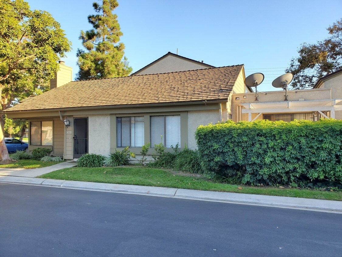 Primary Photo - 16518 Poppyglen Ln