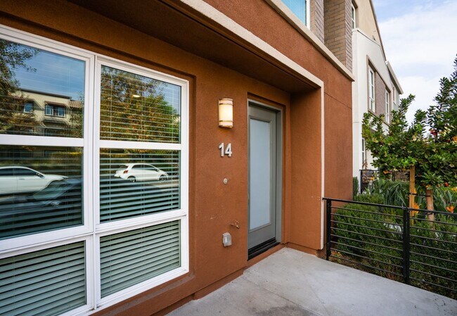 Foto del edificio - 2700 E Chaucer St