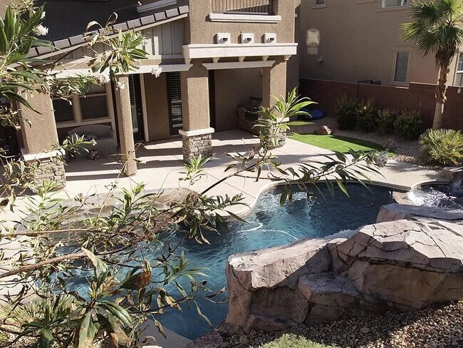 Building Photo - 10460 Ashlar Point Way