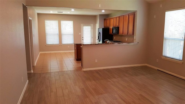 Building Photo - 2622 Golden Creek Ln