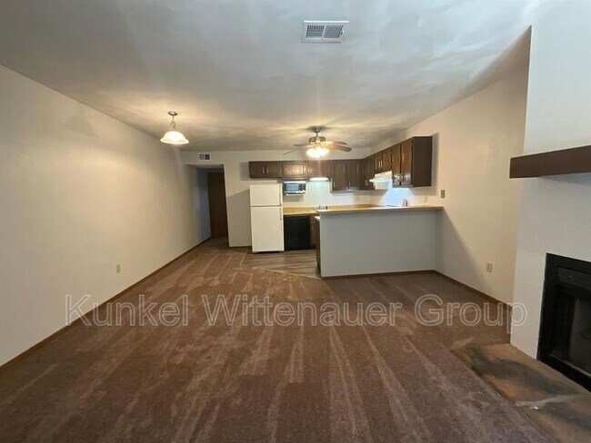 Foto del edificio - 52 Pepperwood Ct