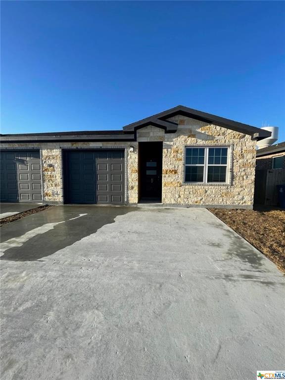 108 Crimson Ave, Port Lavaca, TX 77979 Townhome Rentals in Port Lavaca TX