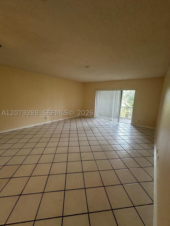 Building Photo - 6300 S Falls Cir Dr