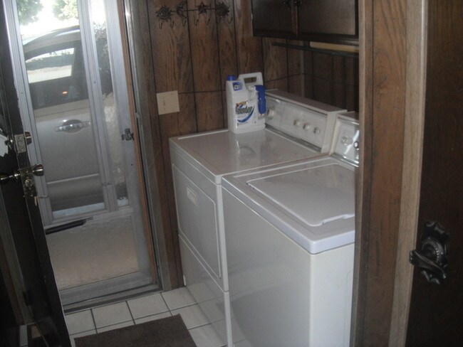 Foto del edificio - Rent-to-own 67th & Olive