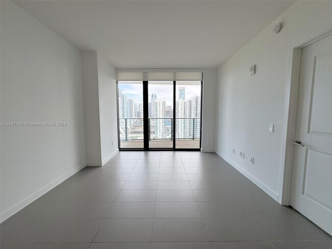 Foto del edificio - 1600 NE 1st Ave