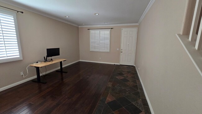 Building Photo - 28 Feldspar Way