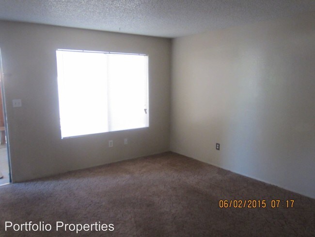 Building Photo - 2820 N Half Moon Dr