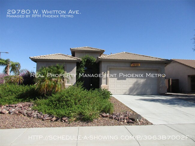 Building Photo - Private Pool with service included!