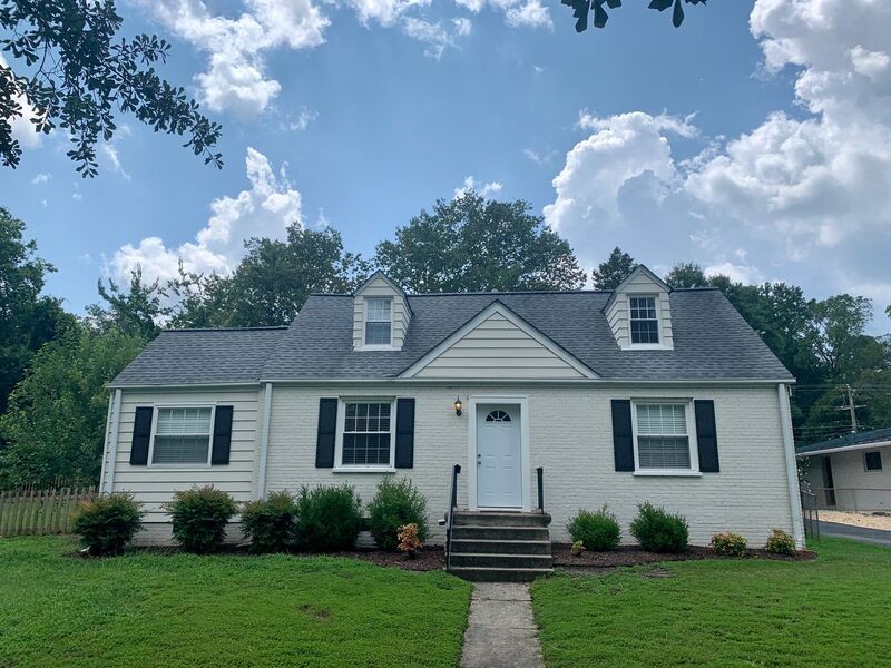 Primary Photo - 903 Willow Lawn Dr