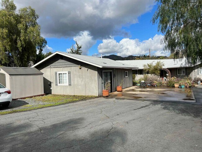 Building Photo - 2844 Sunkist Dr