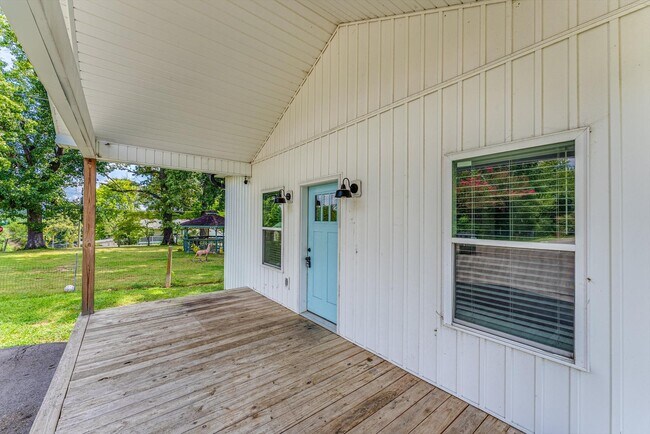 Foto del edificio - 5004 Knoxwood Dr